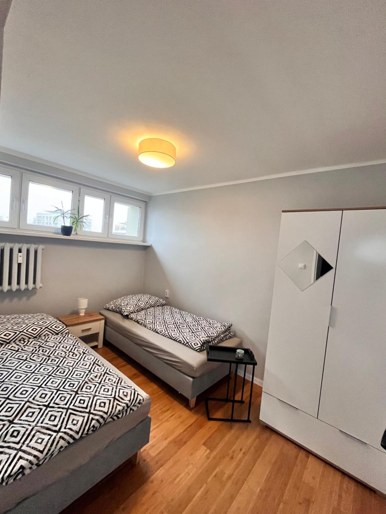 Apartament Z Widokiem Na Spodek Kattowitz Exterior foto